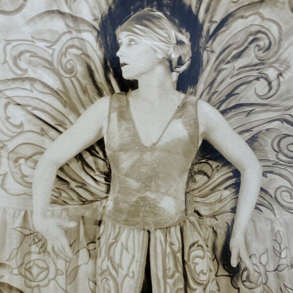 Vintage Art Nouveau Female Performer 8 x 10 Photograph by Nicholas Ház - Picture 12 of 16